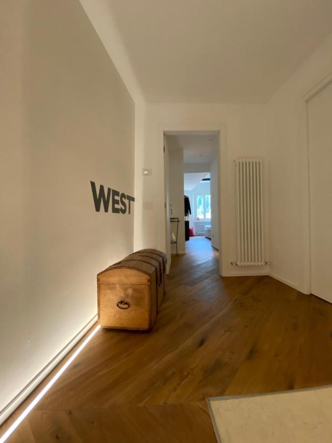 East West Room Arco Exteriör bild