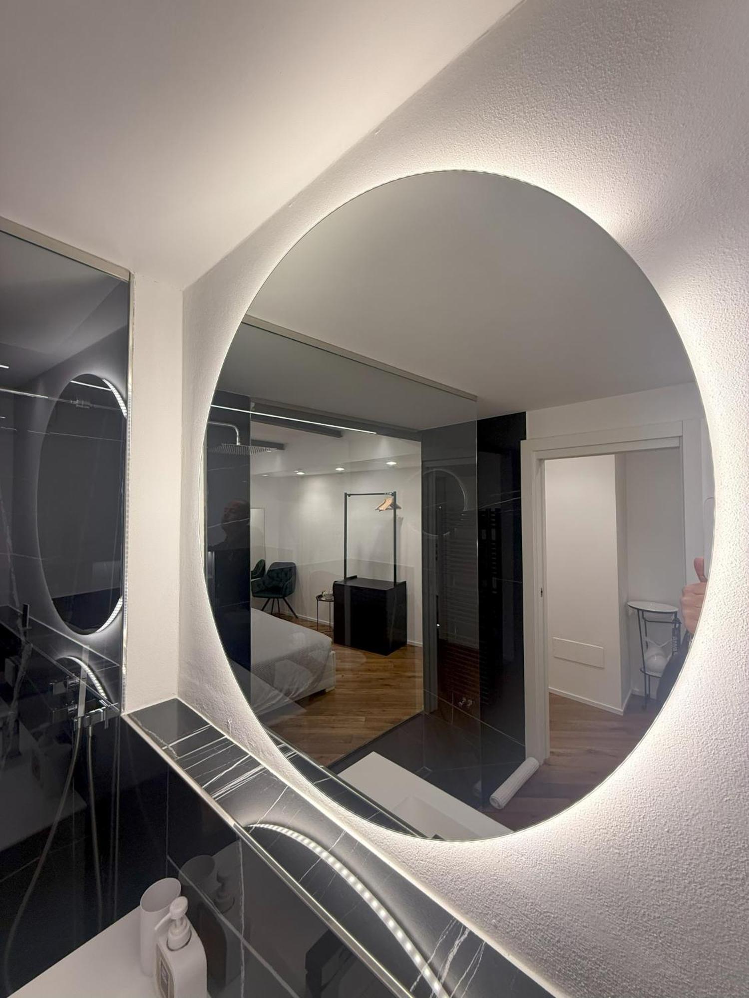 East West Room Arco Exteriör bild